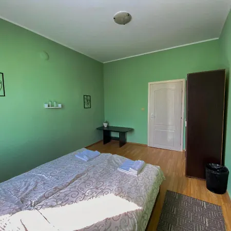 Пансион - Димитър Хадживасилев Bed & Breakfast 3*