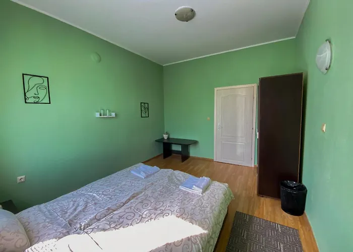 Пансион - Димитър Хадживасилев Frühstückspension 3*